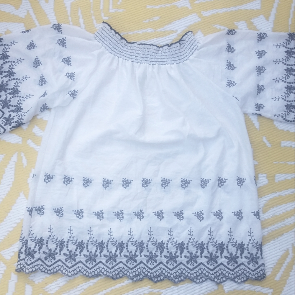 LilyPad blue white scalloped floral BoHo top Women's plus size 2X XXL embroidery